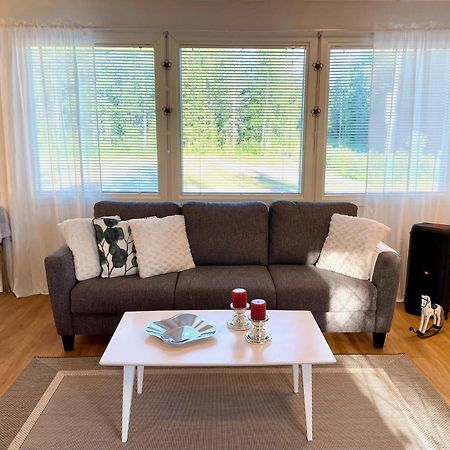 Cozy Renovated House With A Lot Of Parking Space. Haparanda  Extérieur photo