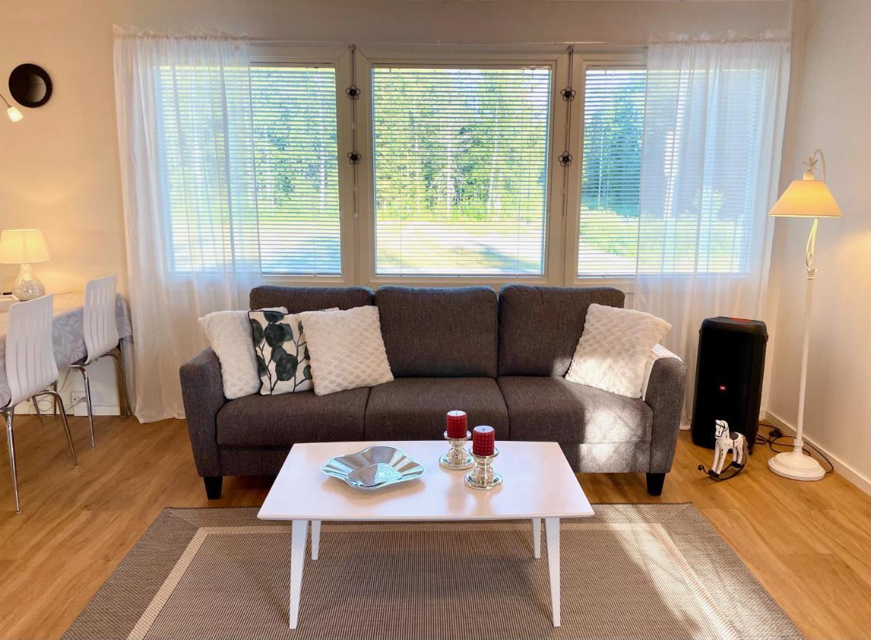 Cozy Renovated House With A Lot Of Parking Space. Haparanda  Extérieur photo