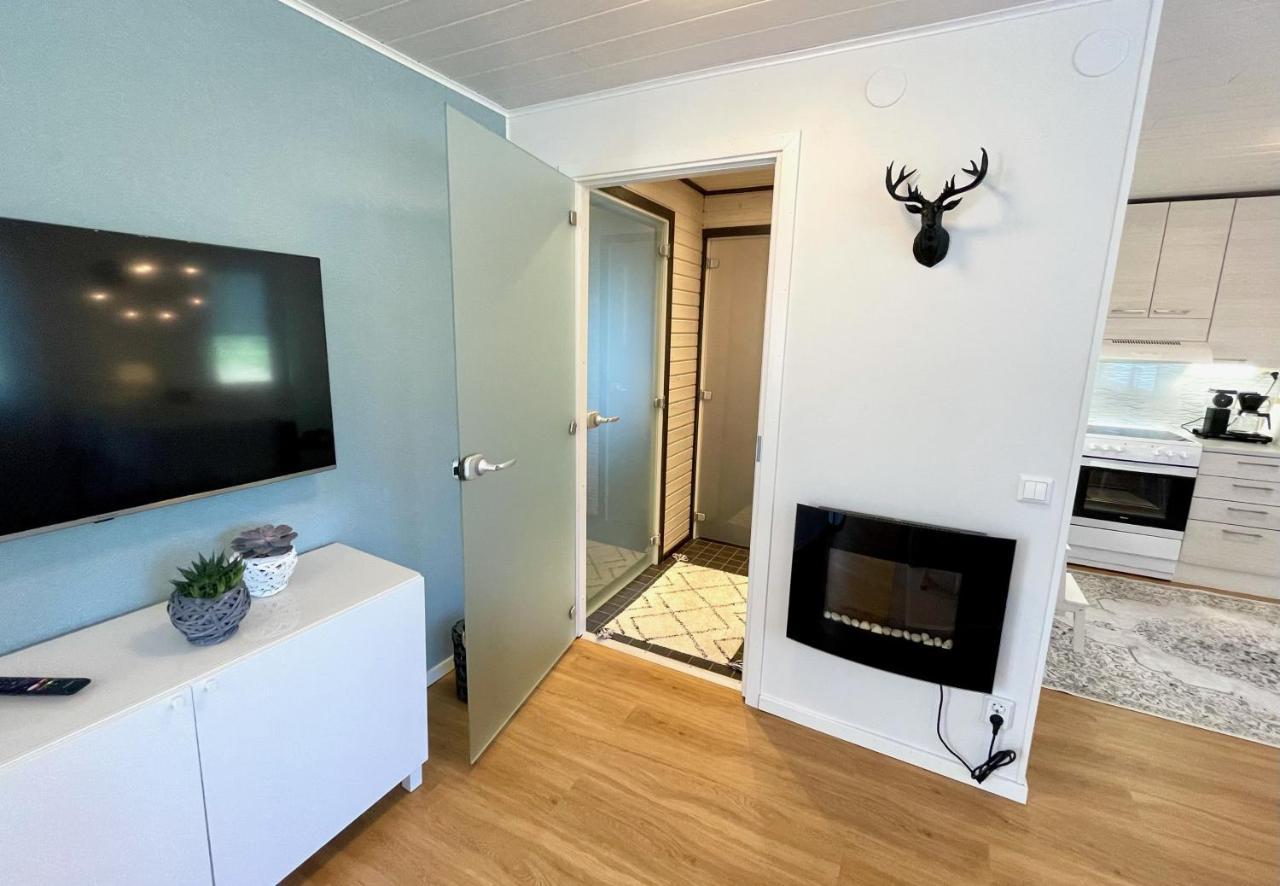 Cozy Renovated House With A Lot Of Parking Space. Haparanda  Extérieur photo