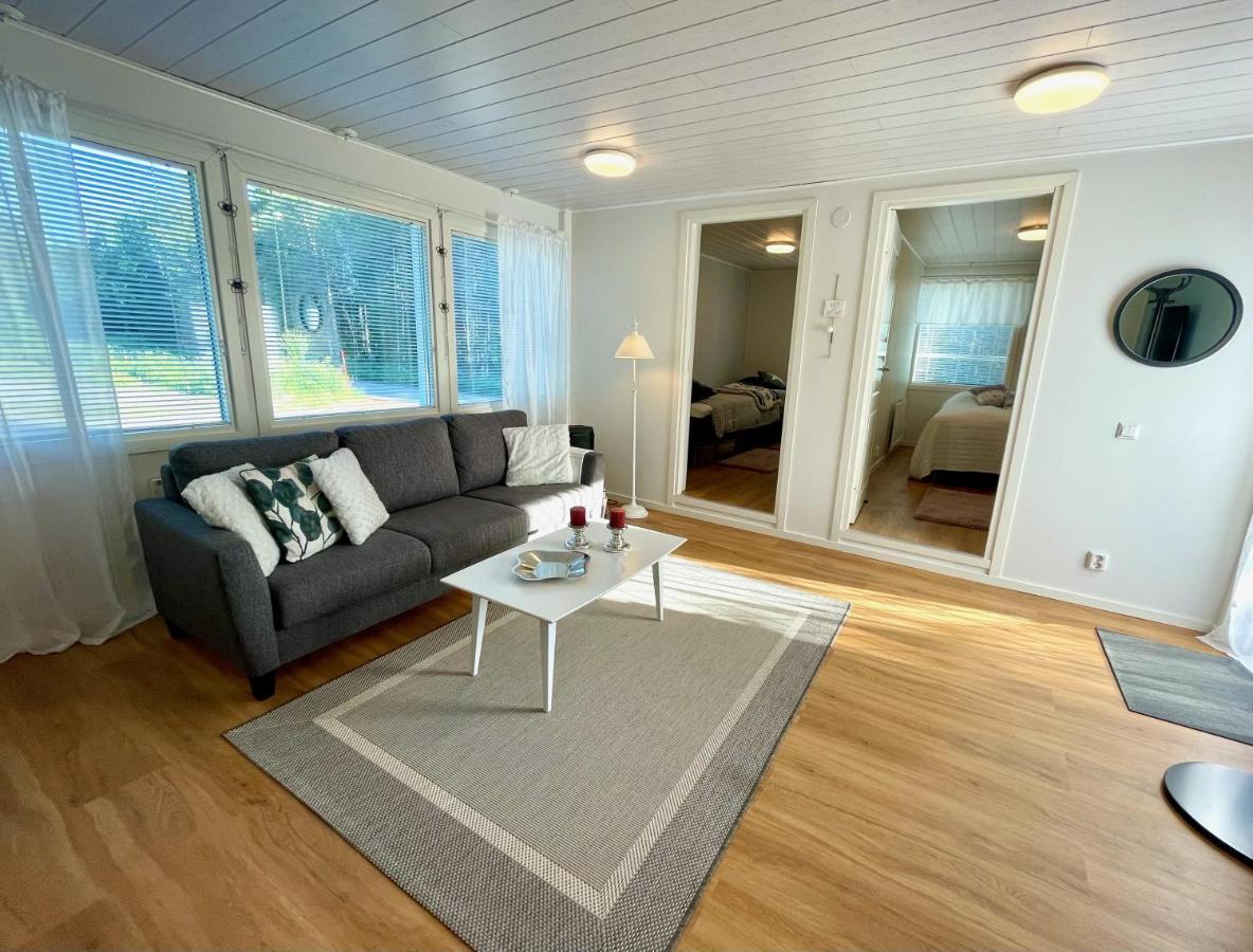 Cozy Renovated House With A Lot Of Parking Space. Haparanda  Extérieur photo