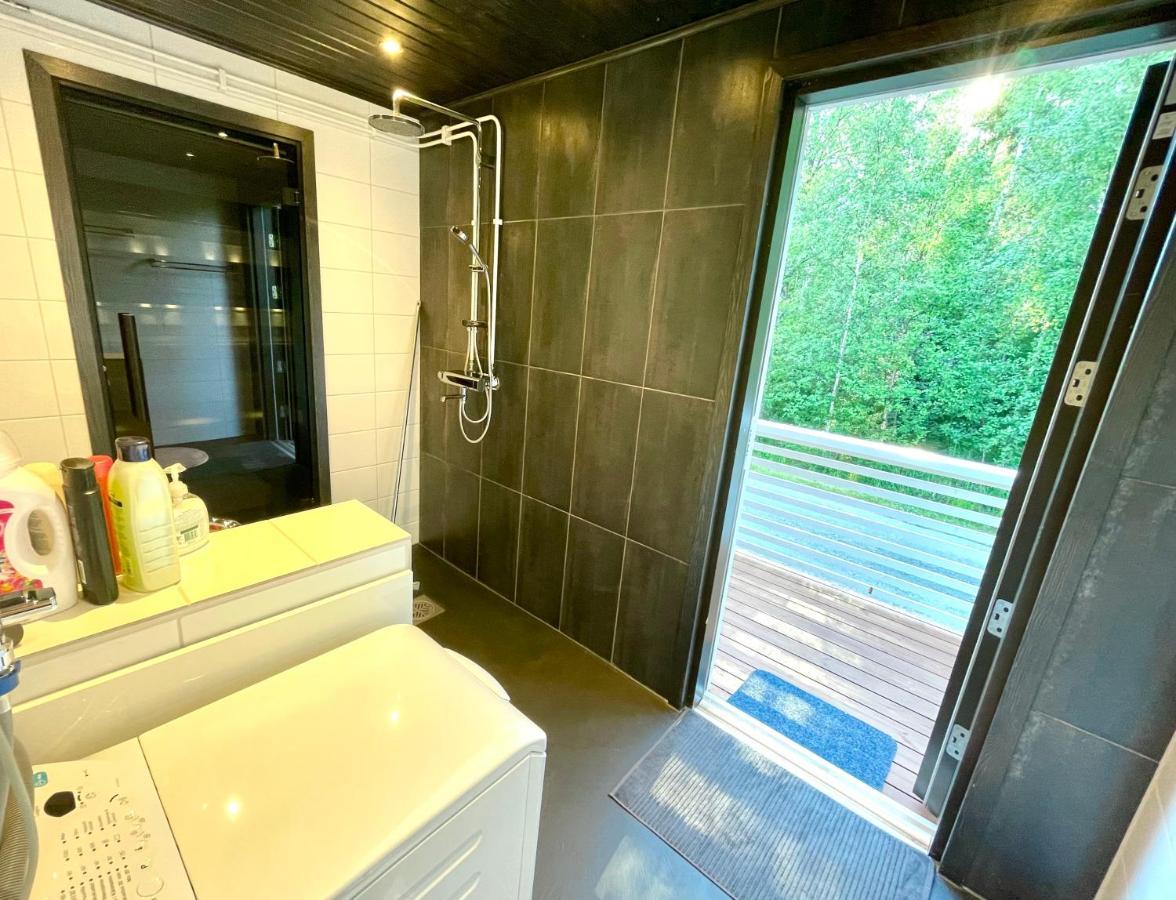 Cozy Renovated House With A Lot Of Parking Space. Haparanda  Extérieur photo